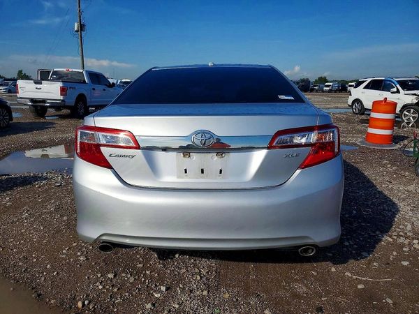 2012 TOYOTA CAMRY