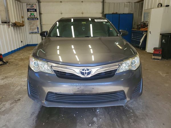 2013 TOYOTA CAMRY