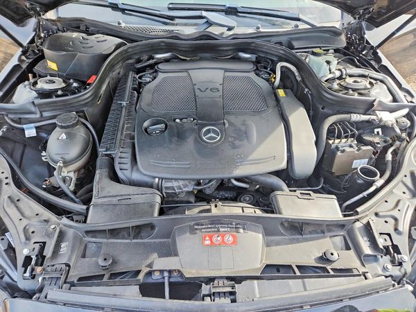 2016 MERCEDES-BENZ E-CLASS E350 — Engine bay