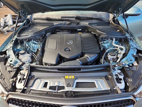 2026 MERCEDES-BENZ GLC GLC300 4MATIC — Engine bay