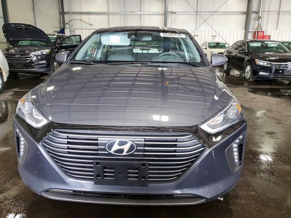2019 HYUNDAI IONIQ Limited (HEV)