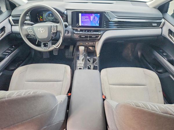 2025 TOYOTA CAMRY
