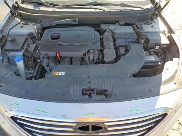 2017 HYUNDAI SONATA SE, Eco