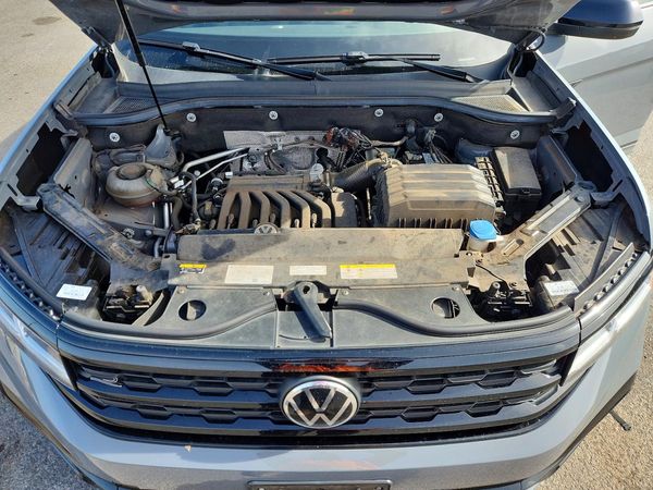 2023 VOLKSWAGEN ATLAS CROSS SPORT — Engine bay