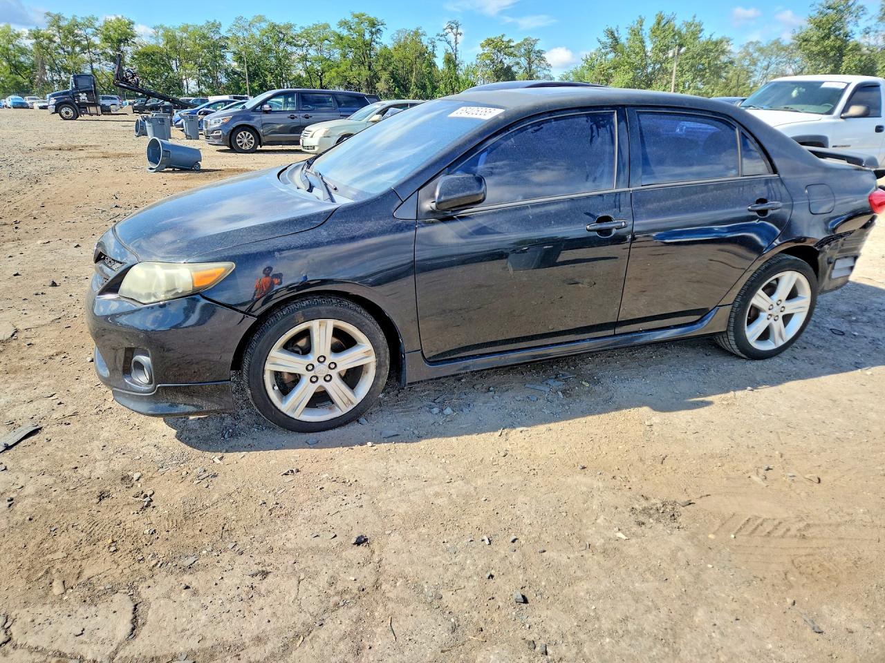 2013 TOYOTA COROLLA — Front 3/4