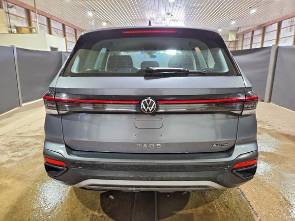 2025 VOLKSWAGEN TAOS 4Motion S