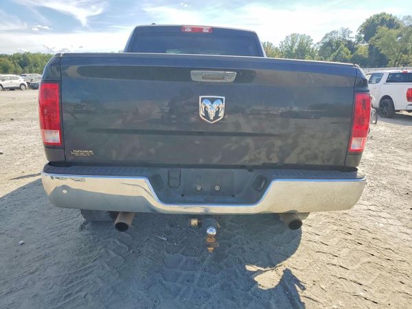 2015 RAM 1500 ST