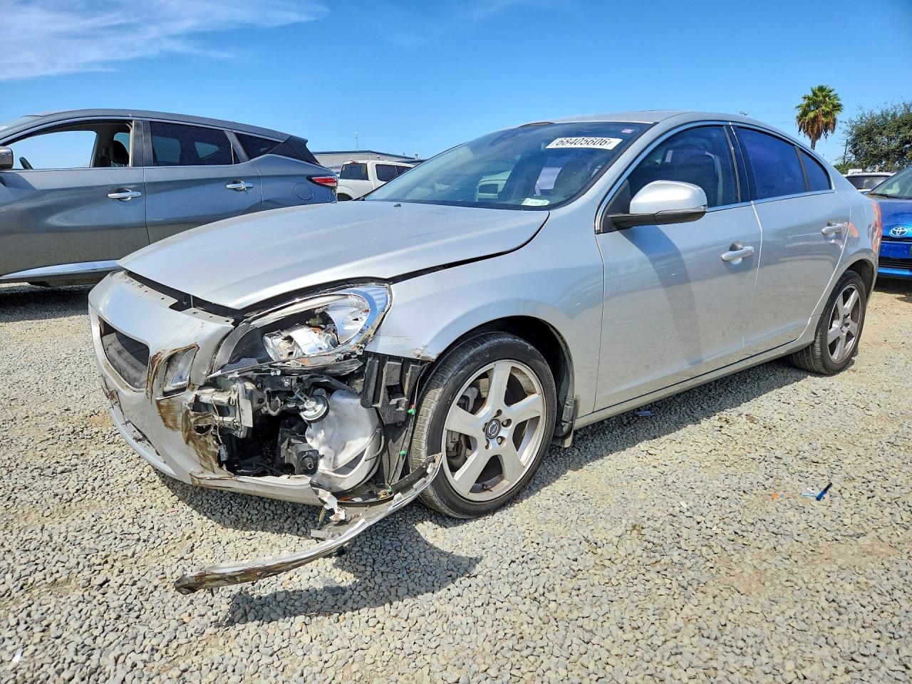 2012 VOLVO S60 — Front 3/4