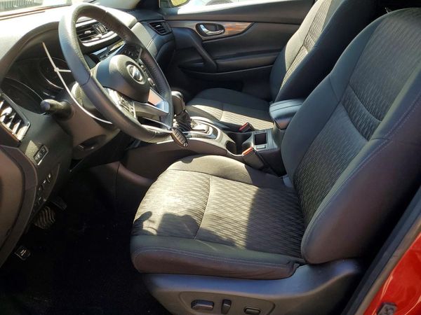 2020 NISSAN ROGUE — DENT