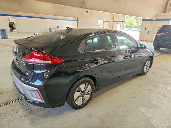 2018 HYUNDAI IONIQ Blue (HEV)