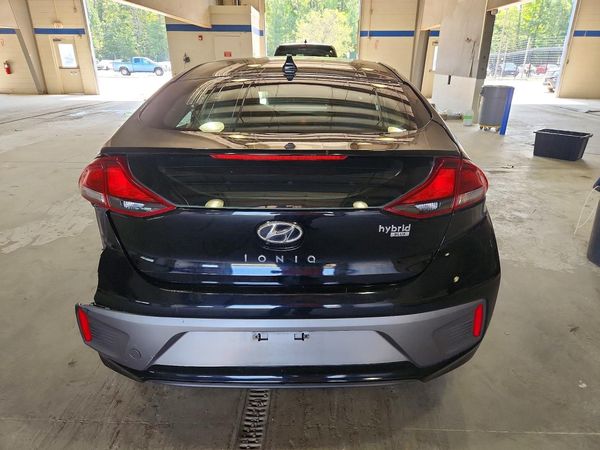 2018 HYUNDAI IONIQ Blue (HEV)