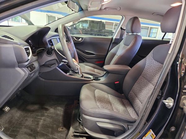 2018 HYUNDAI IONIQ Blue (HEV)