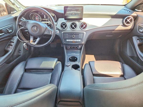 2017 MERCEDES-BENZ CLA