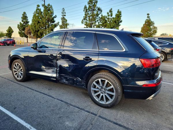 2018 AUDI Q7 quattro Prestige