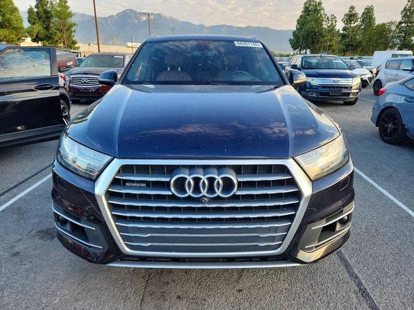 2018 AUDI Q7 quattro Prestige