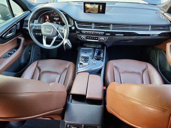 2018 AUDI Q7 quattro Prestige