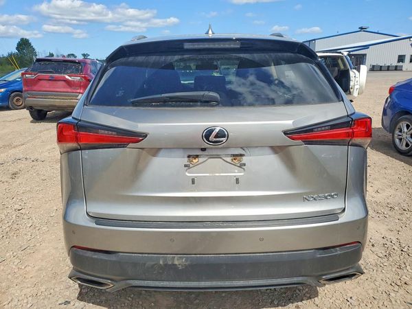 2021 LEXUS NX 300 Premium — DIRR