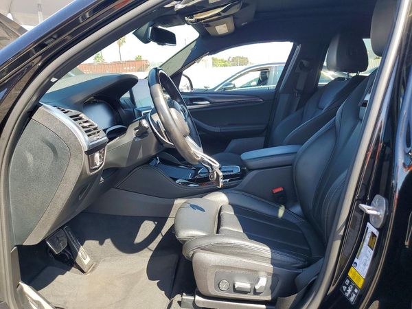 2023 BMW X4 xDrive30i