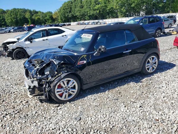2017 MINI COOPER