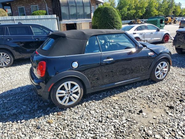 2017 MINI COOPER