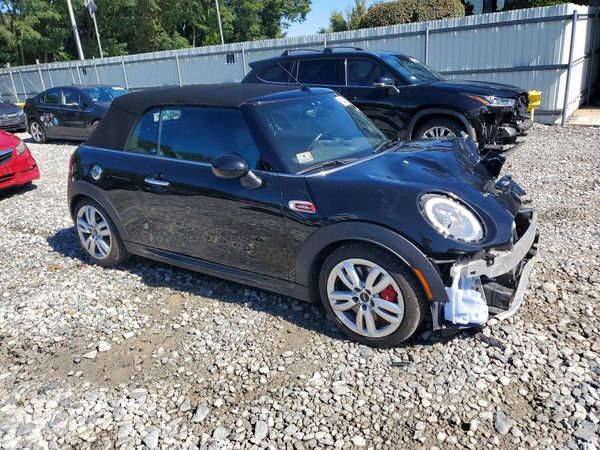 2017 MINI COOPER
