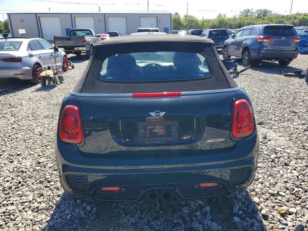 2017 MINI COOPER