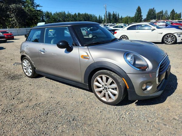2019 MINI COOPER