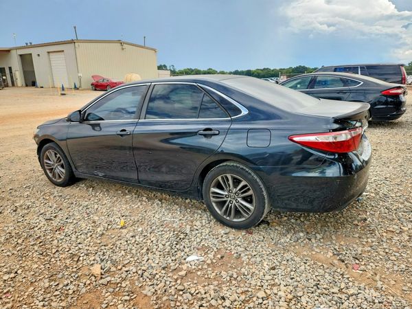 2015 TOYOTA CAMRY