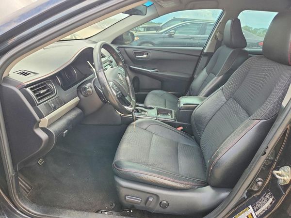 2015 TOYOTA CAMRY