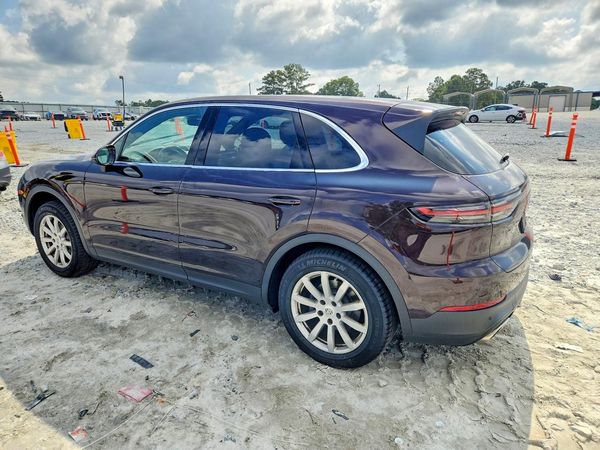 2019 PORSCHE CAYENNE