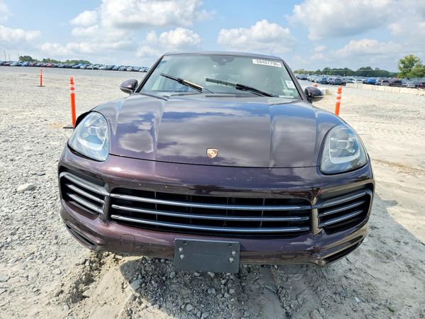 2019 PORSCHE CAYENNE