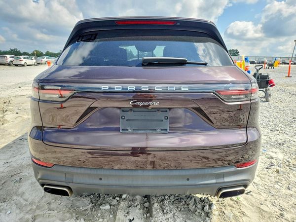2019 PORSCHE CAYENNE