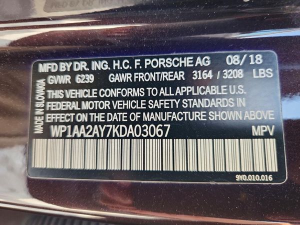2019 PORSCHE CAYENNE