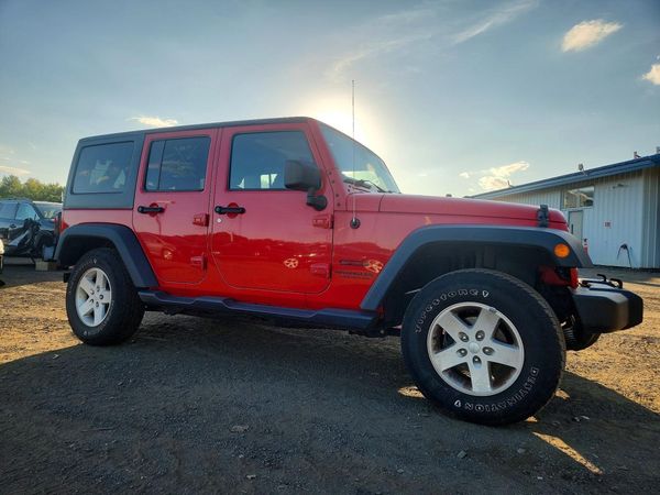 2017 JEEP WRANGLER UNLIMITED SPORT 4X4 — Passenger 3/4