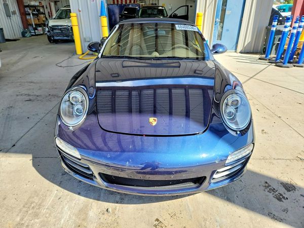 2012 PORSCHE 911