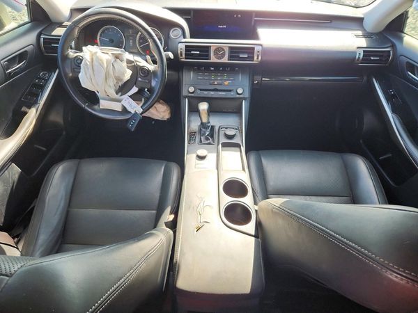2015 LEXUS IS
