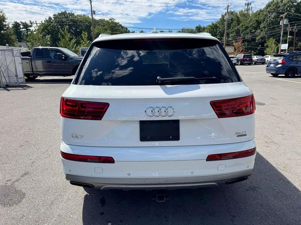 2018 AUDI Q7 quattro Premium Plus