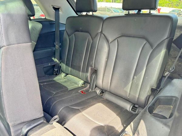 2018 AUDI Q7 quattro Premium Plus