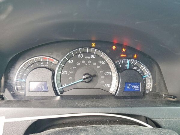 2014 TOYOTA CAMRY — ODOM