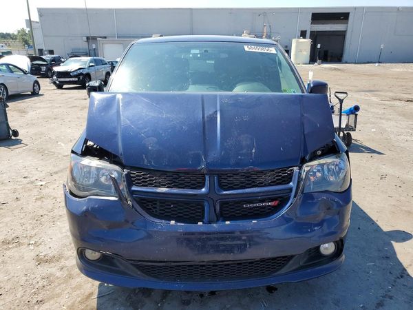 2017 DODGE GRAND CARAVAN GT