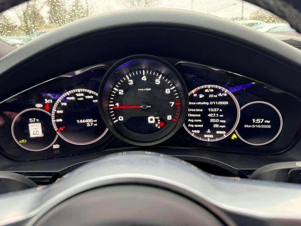 2021 PORSCHE CAYENNE