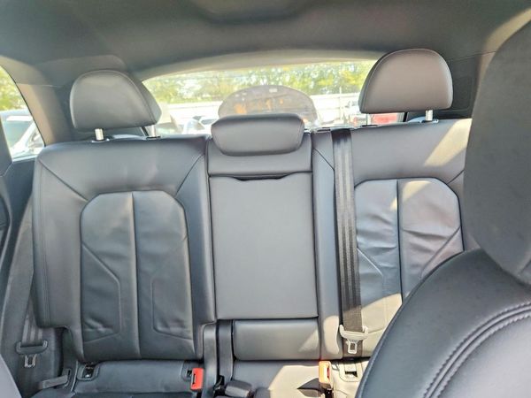 2022 AUDI Q3 quattro Premium