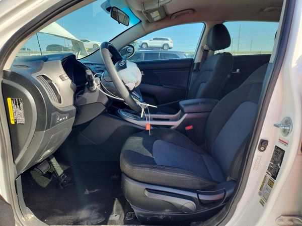 2016 KIA SPORTAGE LX w/Popular Pkg — DENT