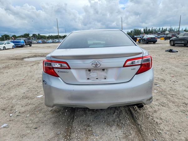 2013 TOYOTA CAMRY