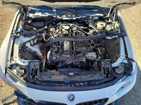 2019 BMW 4 SERIES xDrive GC — Engine bay