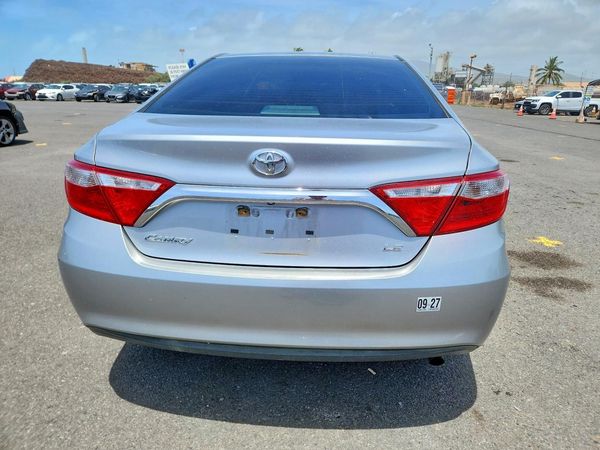 2015 TOYOTA CAMRY