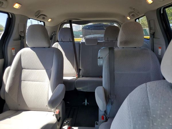 2015 TOYOTA SIENNA