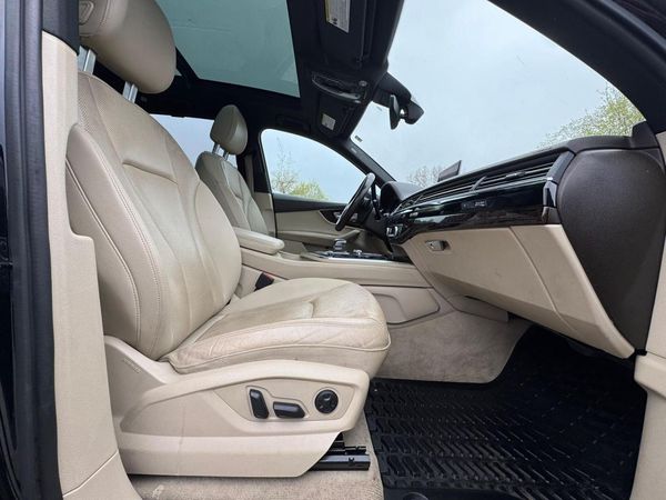 2017 AUDI Q7
