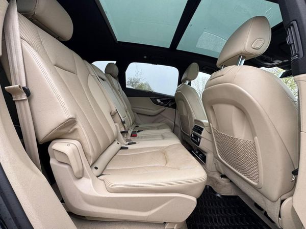 2017 AUDI Q7