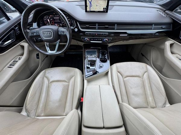 2017 AUDI Q7